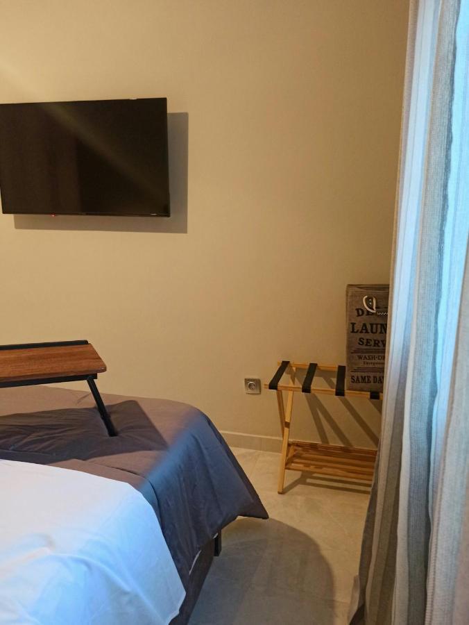 Stay In Athens - Muses Luaran gambar
