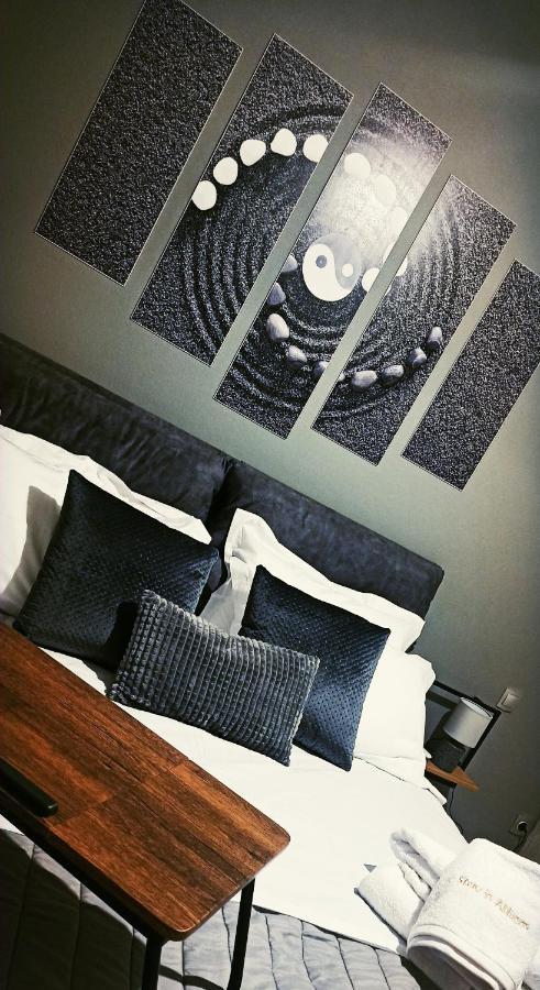 Stay In Athens - Muses Luaran gambar